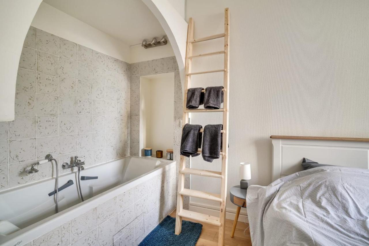 Appartement Charmant Entierement Equipe อีวรี-ซูร์-แซ็น ภายนอก รูปภาพ